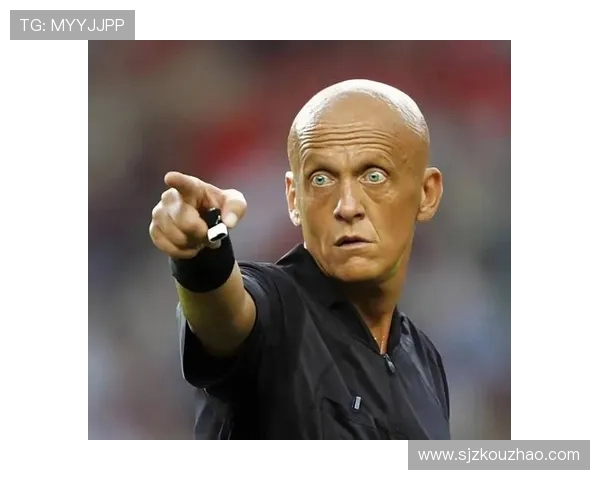 通过眼神捕捉足球明星的魅力与个性解析 通过眼神捕捉足球明星的魅力与个性解析